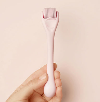 ROSELYNBOUTIQUE 0.25mm Titanium Derma Roller